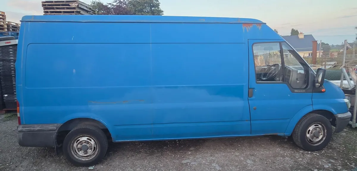Ford Transit 2001 LWB - Image 3