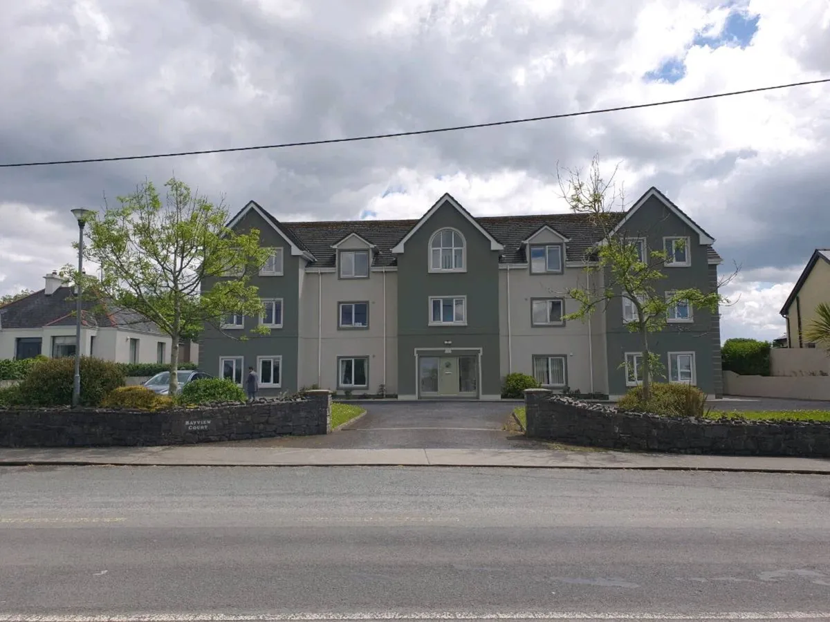 2 Bed Holiday Apartment in Enniscrone - Image 1
