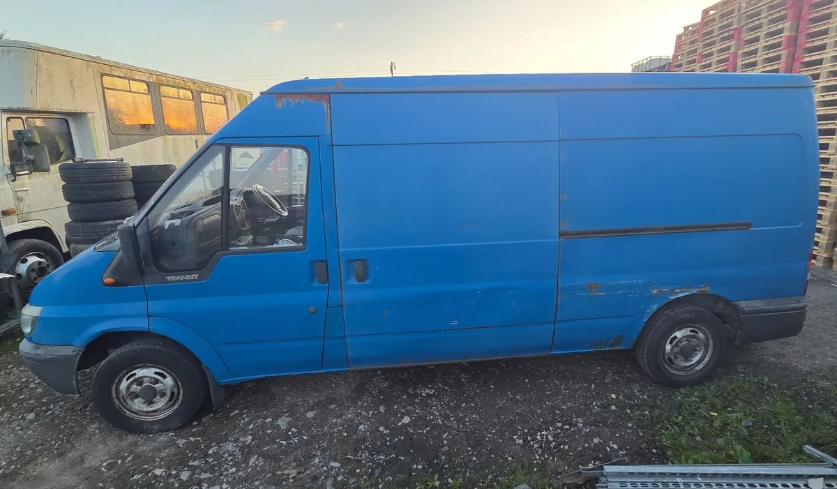 Ford Transit 2001 LWB - Image 4