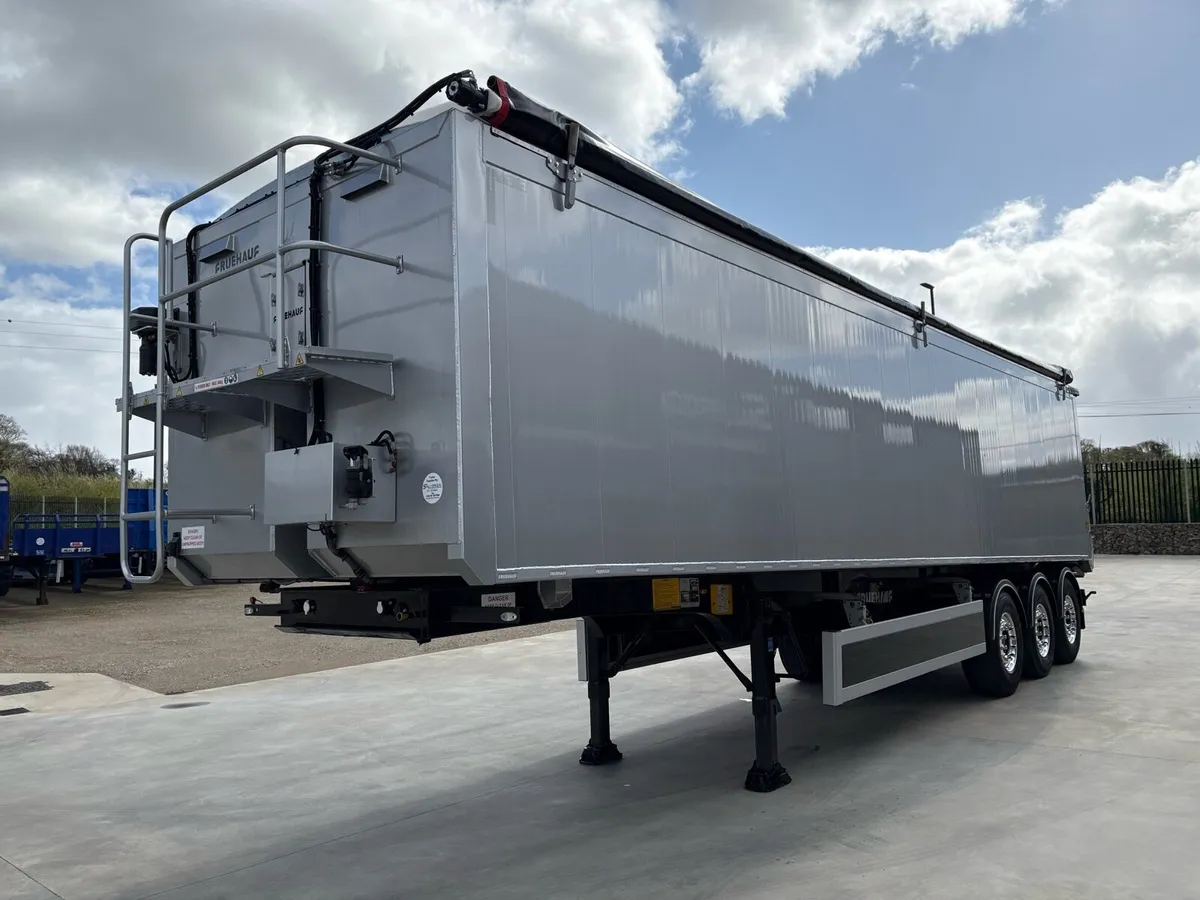 Fruehauf 72 Cubic Yard - Image 1