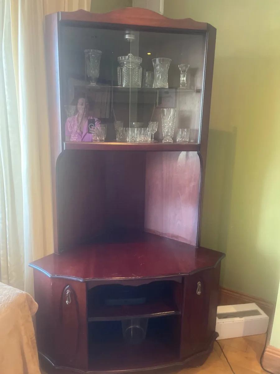 Display cabinet