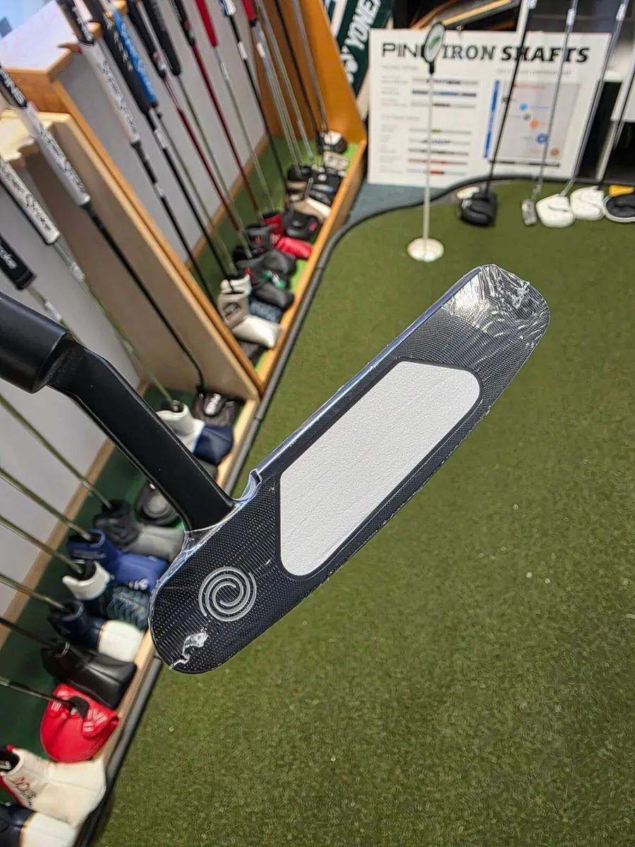 Brand New Left Hand Odyssey Tri-Hot Milled Putter - Image 3