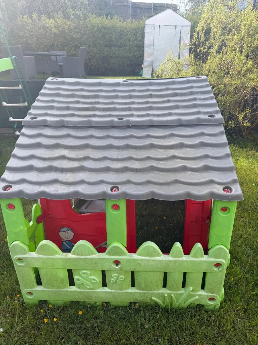 Outdoor Play House - Image 2