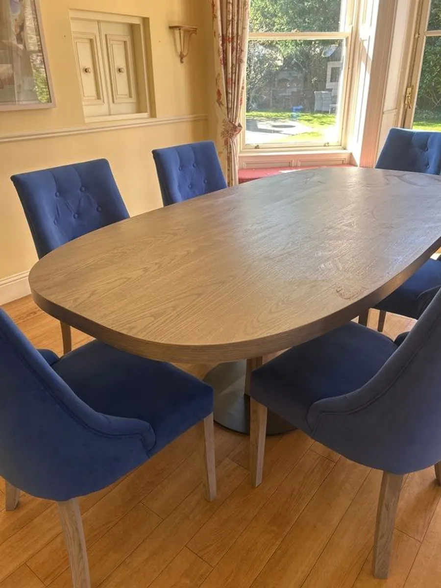 table for sale - Image 1