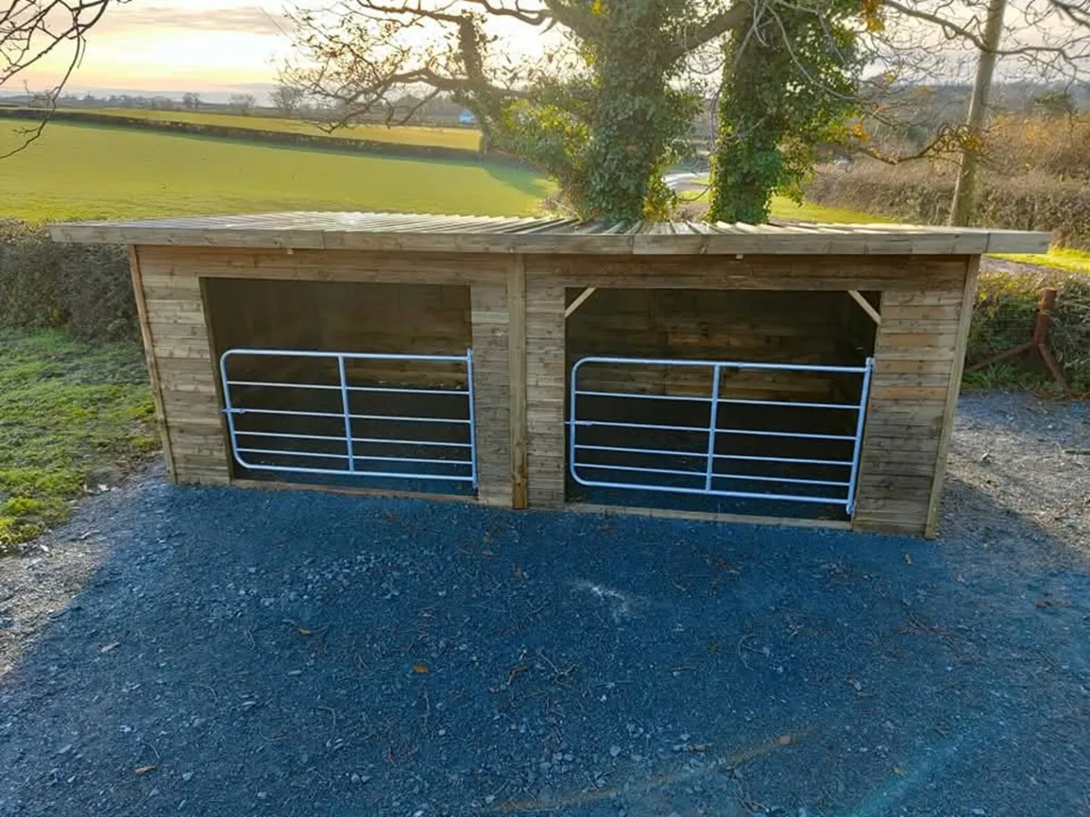 Stables And Field Shelters - Image 4