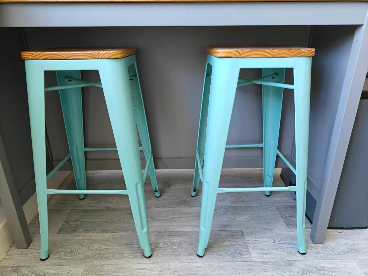 Bar stools - Image 2