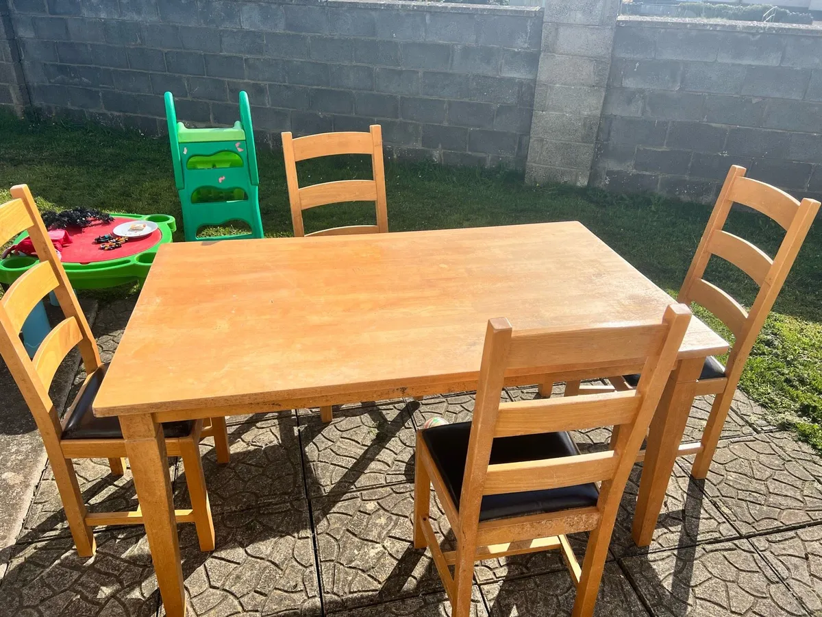 Dining table + 4 chairs - Image 3