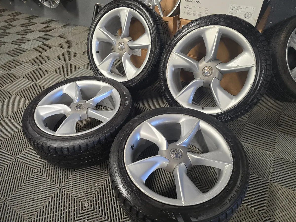 19" Vauxhall Astra Turbine Alloys - Image 2