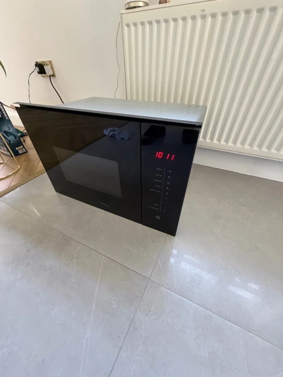 Microwave - Image 3
