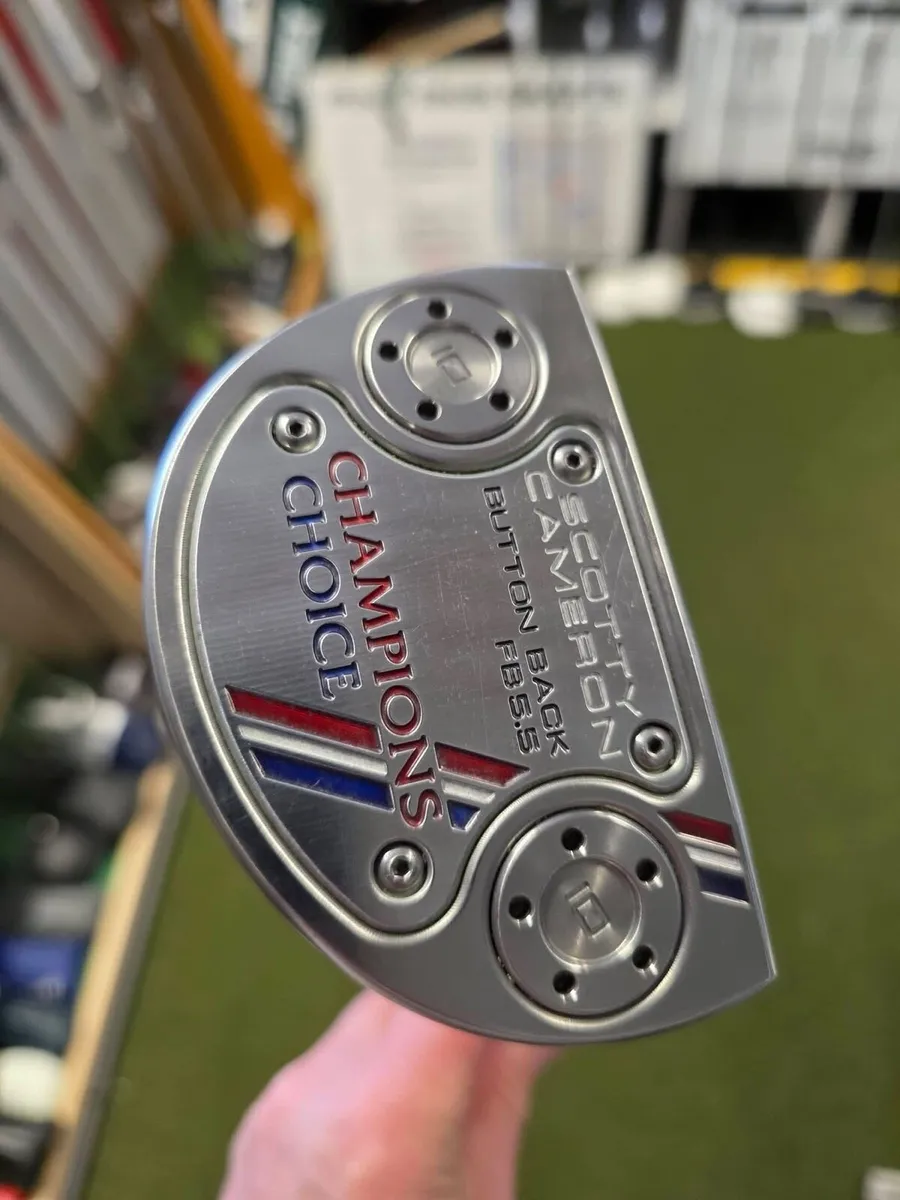 Scotty Cameron Champions Choice Button Back 5.5 - Image 1