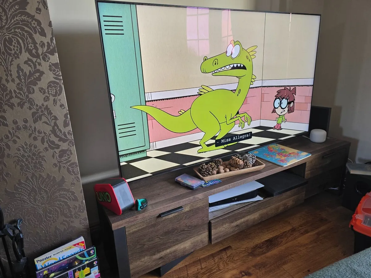 Samsung QE65QN95A TV - Image 2