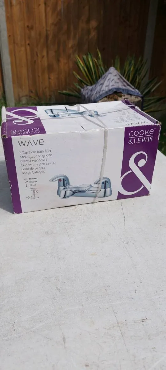 Cooke & Lewis
WAVE 
Bathroom Taps - Image 1