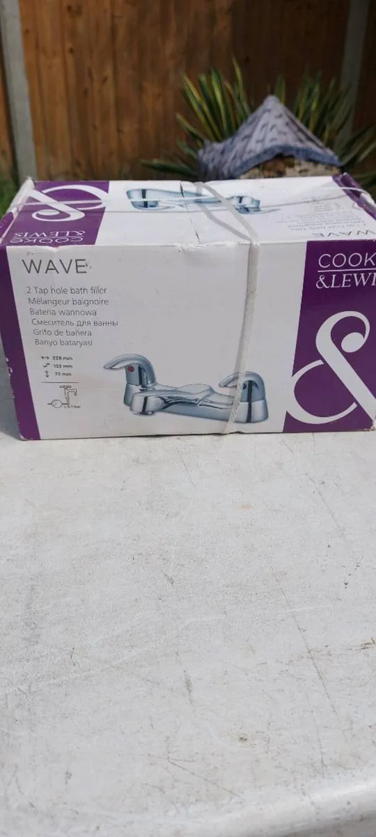 Cooke & Lewis
WAVE 
Bathroom Taps - Image 2