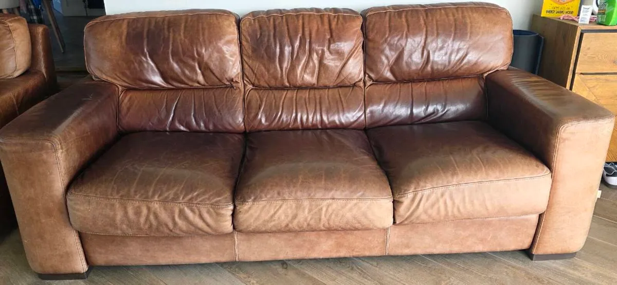 3 Piece Leather Suite - Image 1
