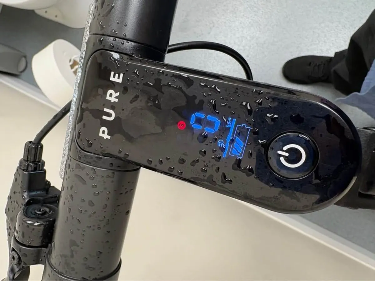 Pure Air 5 Pro E-Scooter - Image 2