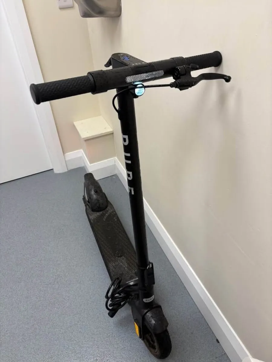 Pure Air 5 Pro E-Scooter - Image 3
