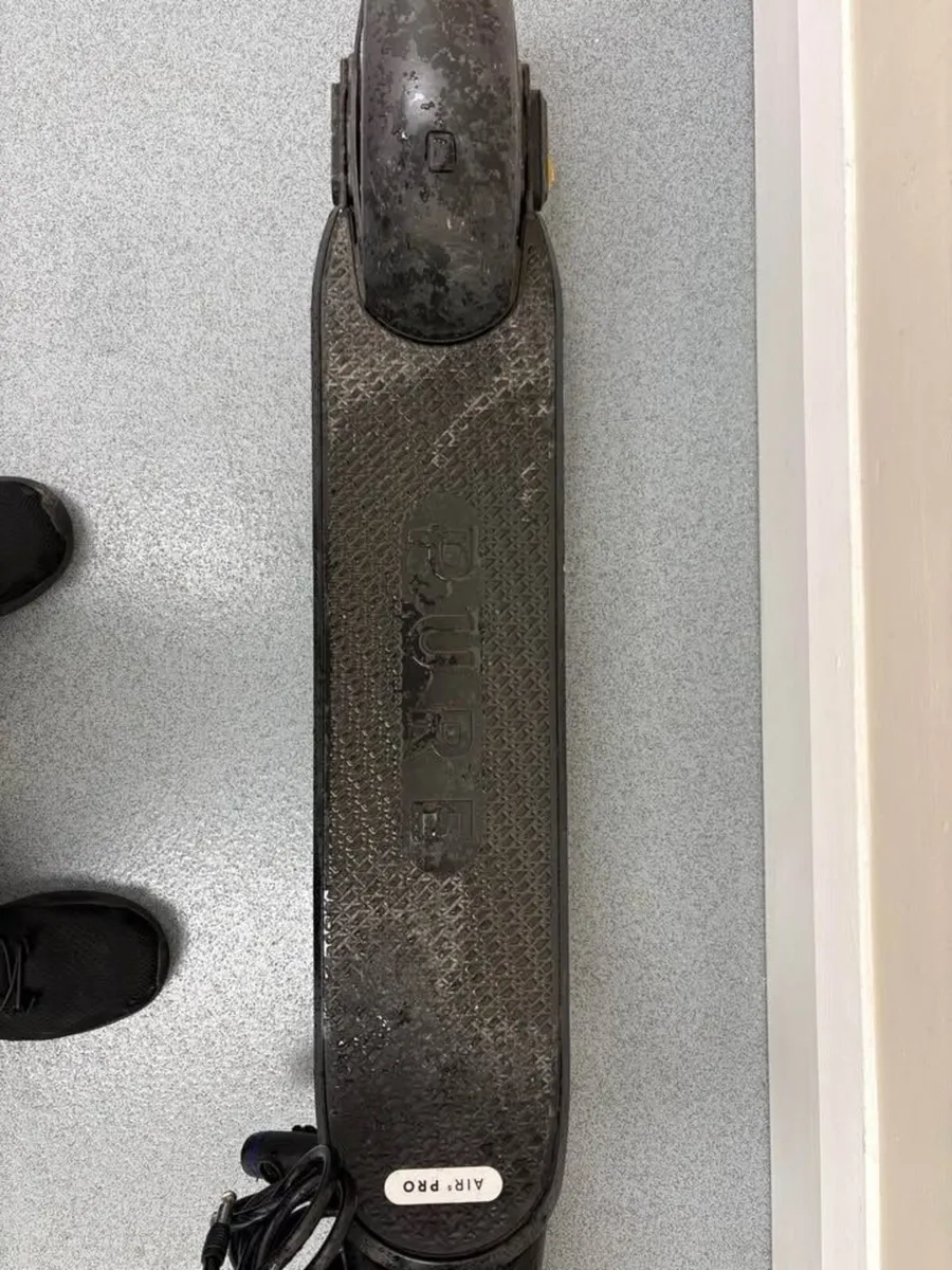 Pure Air 5 Pro E-Scooter - Image 4