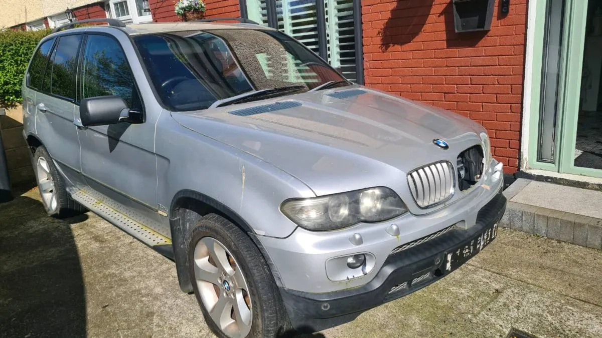 Bmw x5 - Image 1