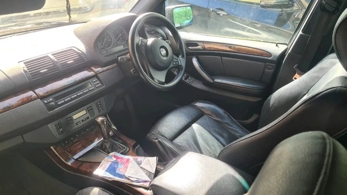 Bmw x5 - Image 3