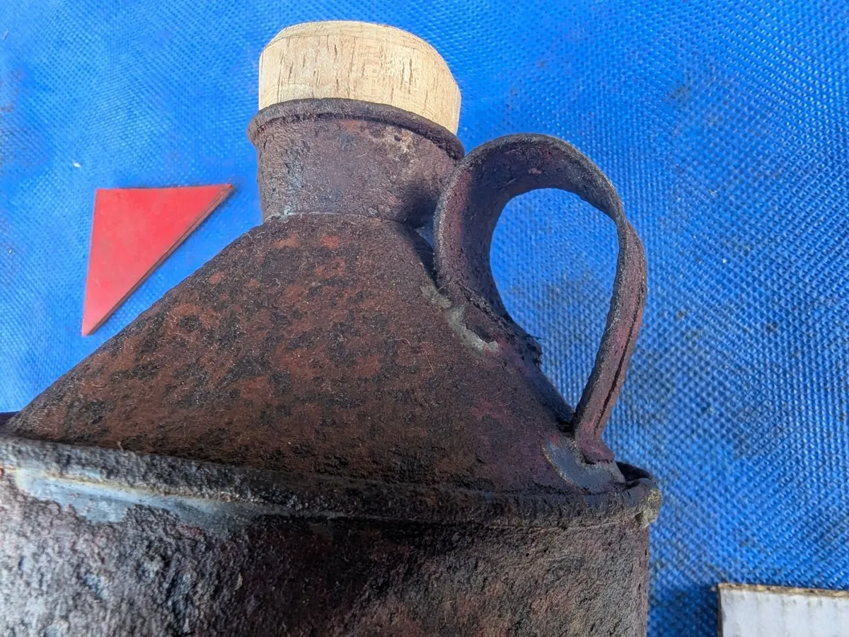 Handmade oil Can - Image 3