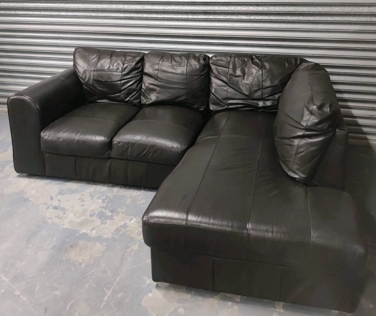 Leather corner sofa couch 🚚 - Image 1