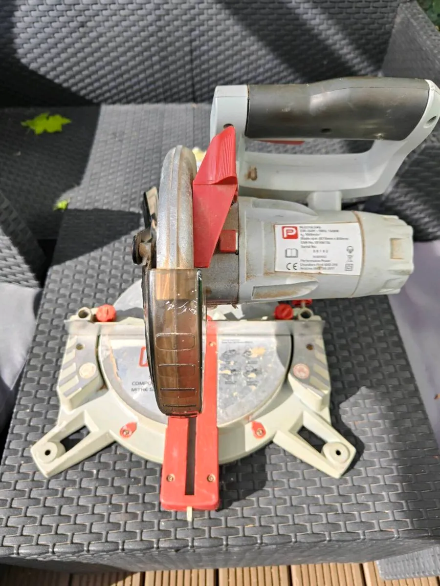 Sliding Mitre saw - Image 1