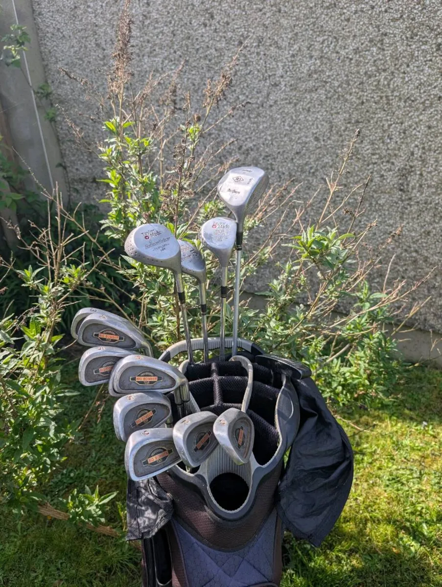 Set of adult Golf clubs Taylormade etc - Image 3