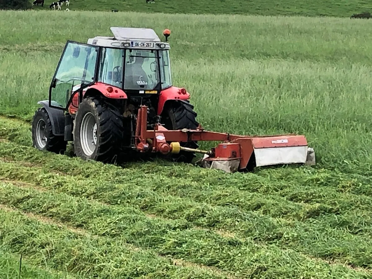 Kuhn FC202 Mower - Image 1