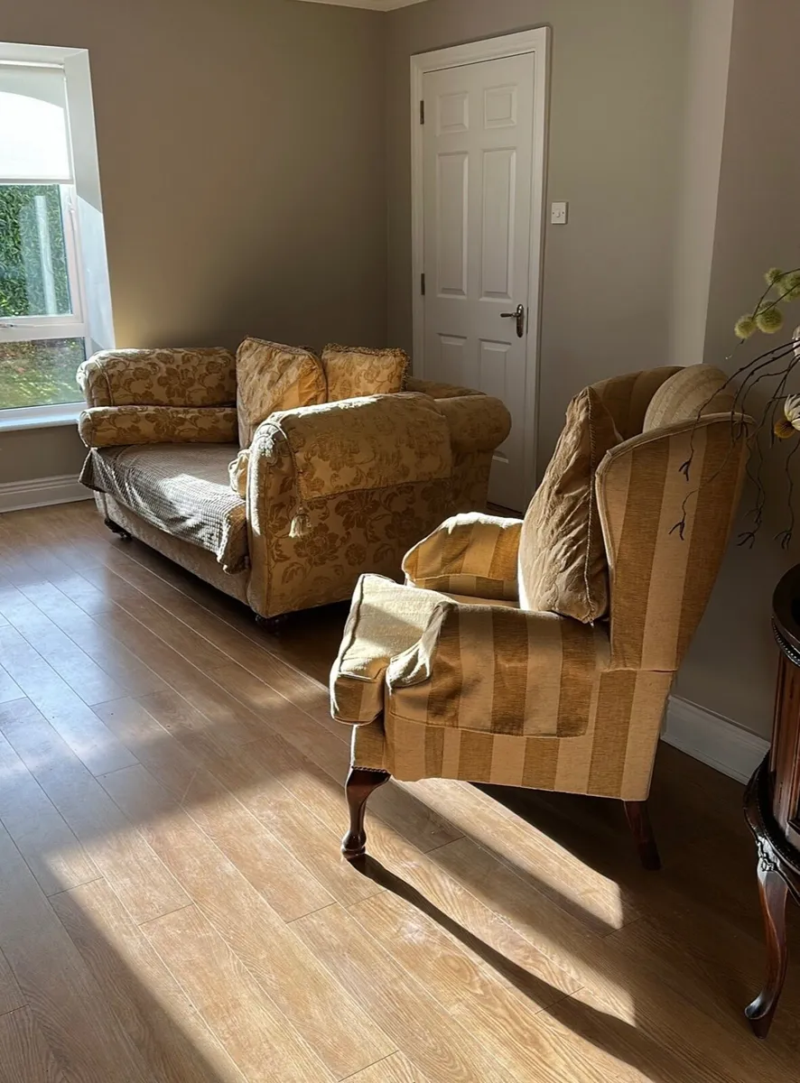 Suite of furniture - Image 3