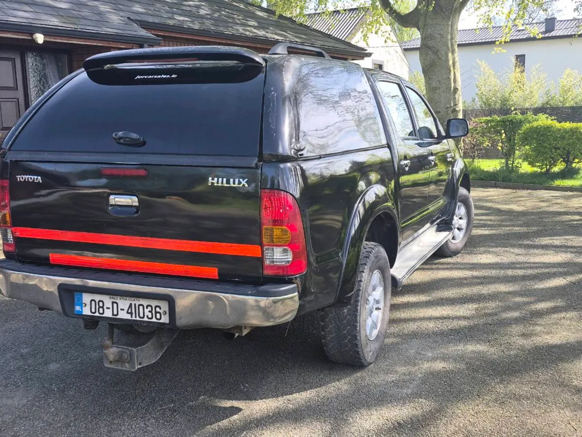 Toyota hilux - Image 4