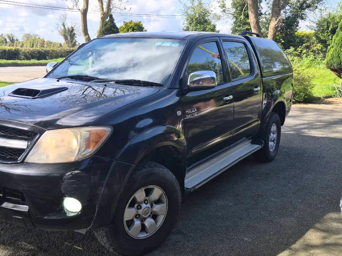 Toyota hilux - Image 1