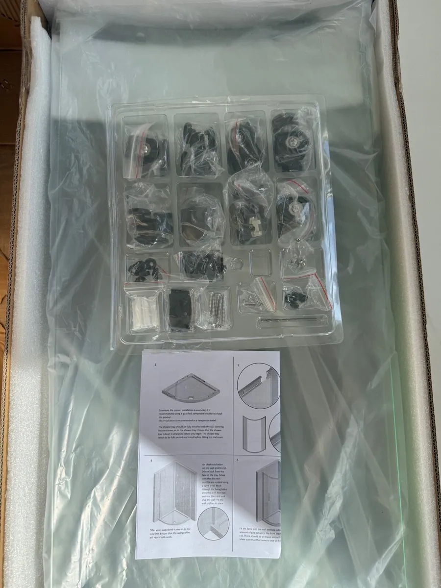 Shower enclosure - Image 2