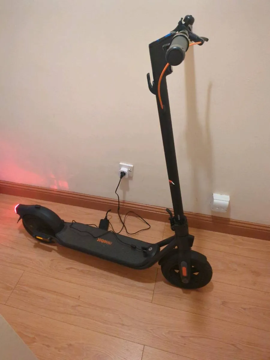 Segway Ninebot F2 Plus Electric Scooter – Great Co - Image 1