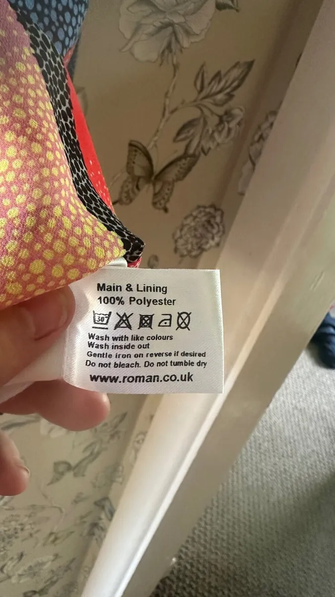 Cold shoulder top - Image 4