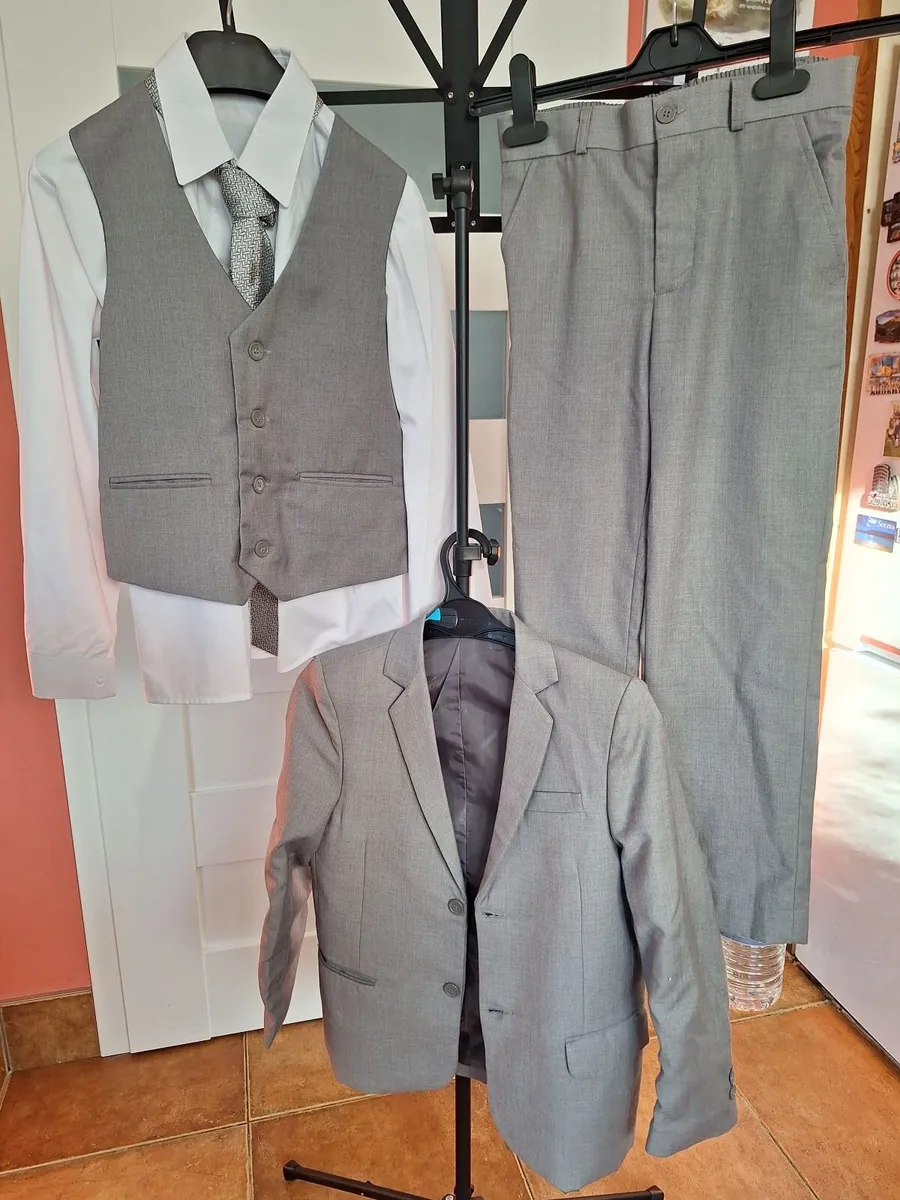 Communion suit - Image 1