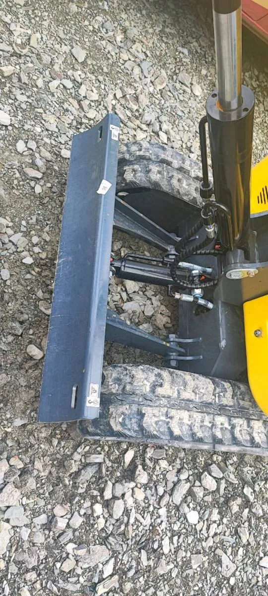 MINI DIGGER 1.2 TON NEW - Image 4