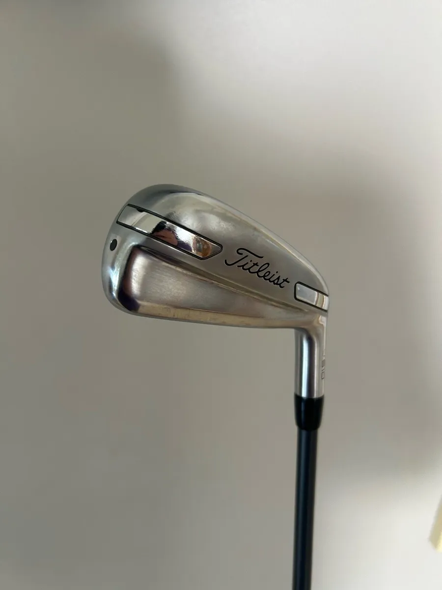 Titleist 2 iron - Image 2