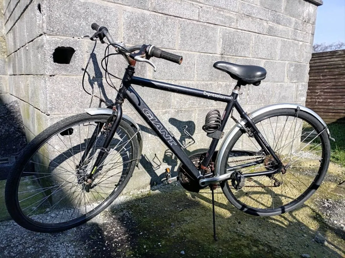 Giant Expression LX city Bike - Image 3