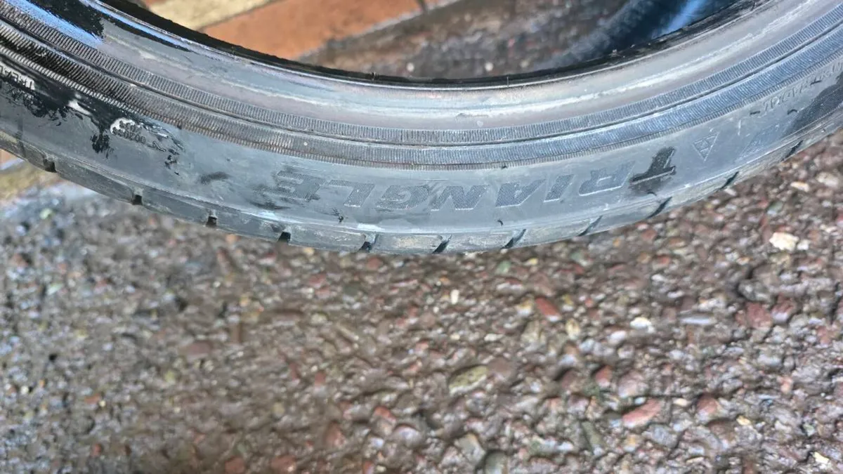 Tyre for sale - Image 2