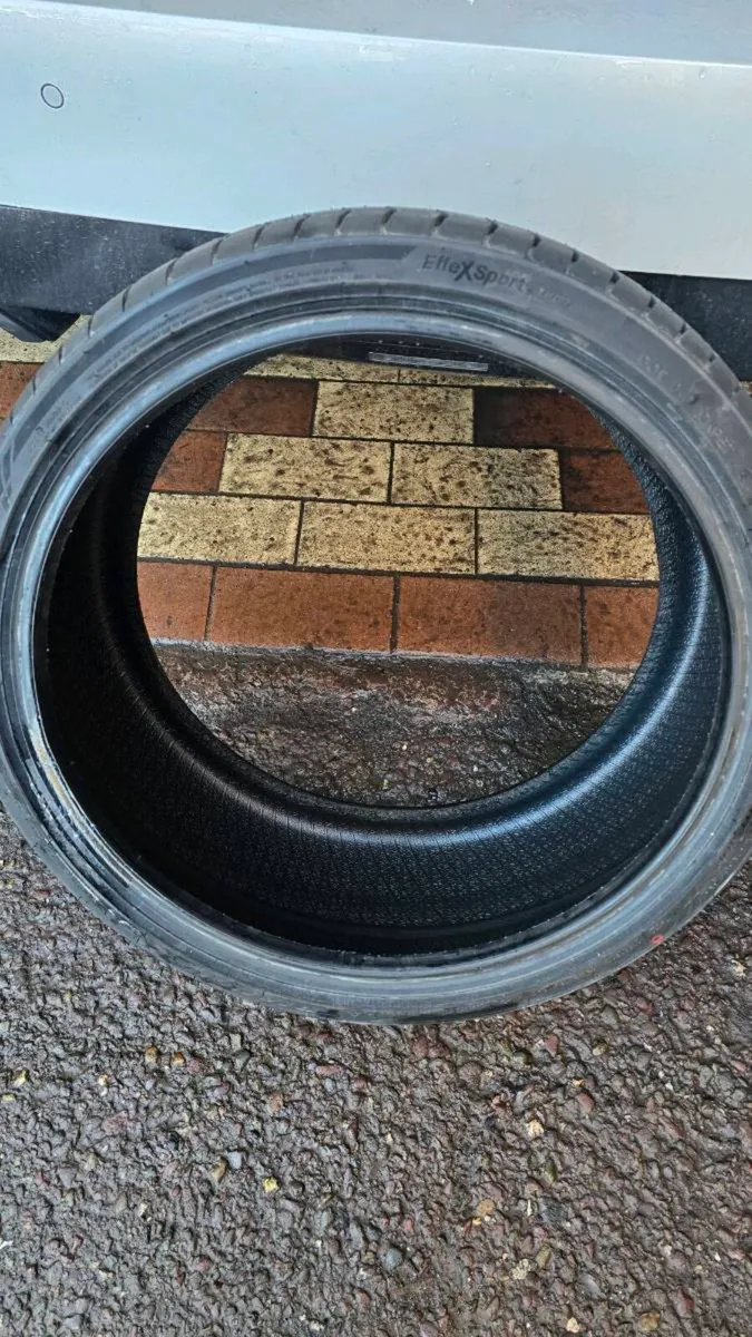 Tyre for sale - Image 3