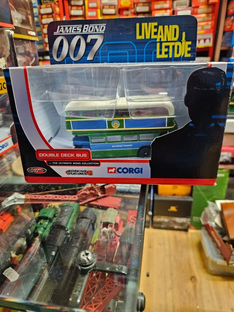 Corgi James Bond Bus