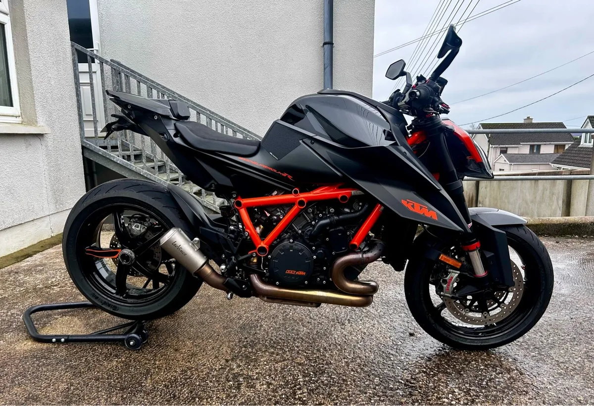 KTM 1290 Superduke R - Image 2