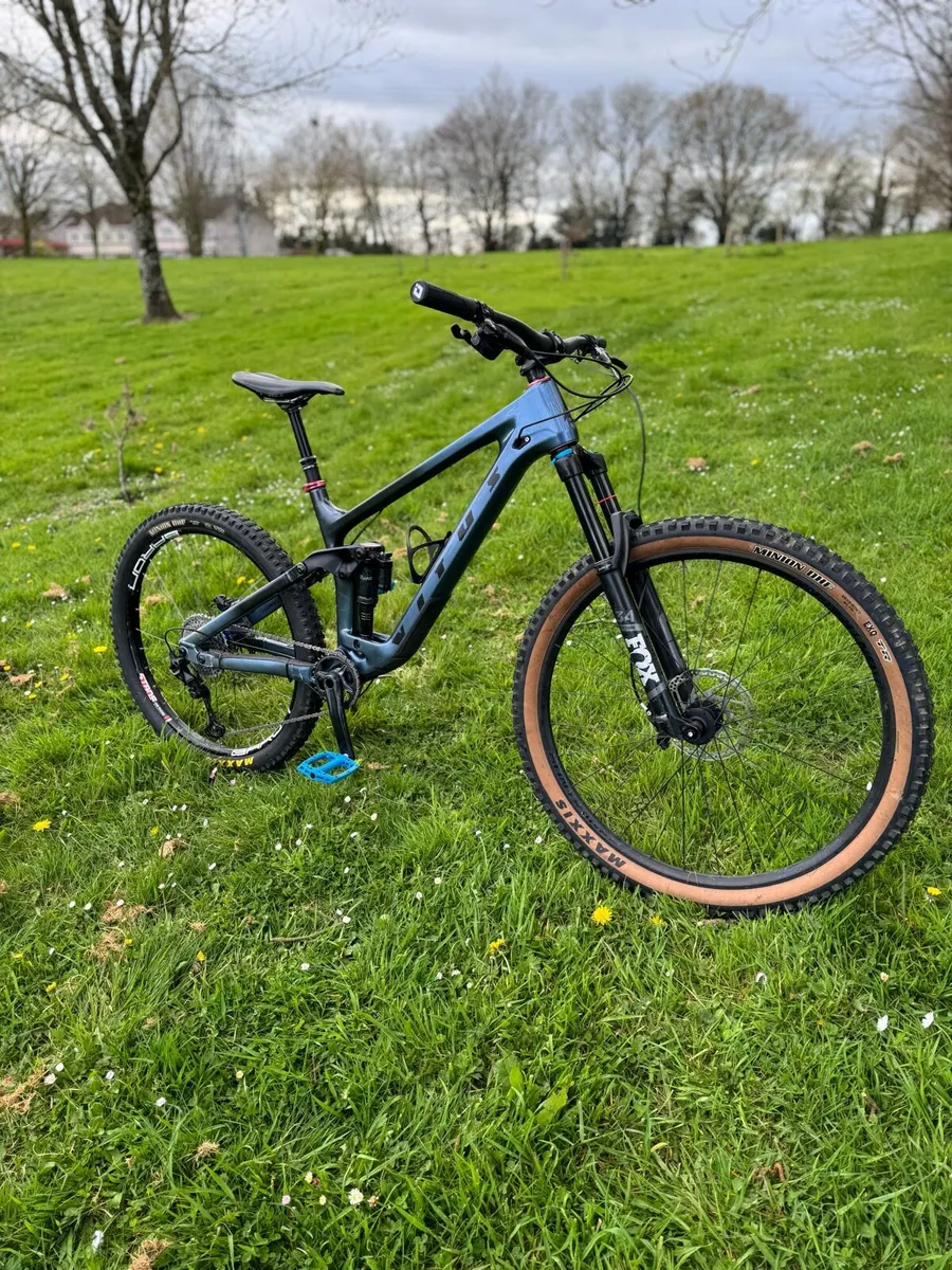 Vitus Sommet - Image 1