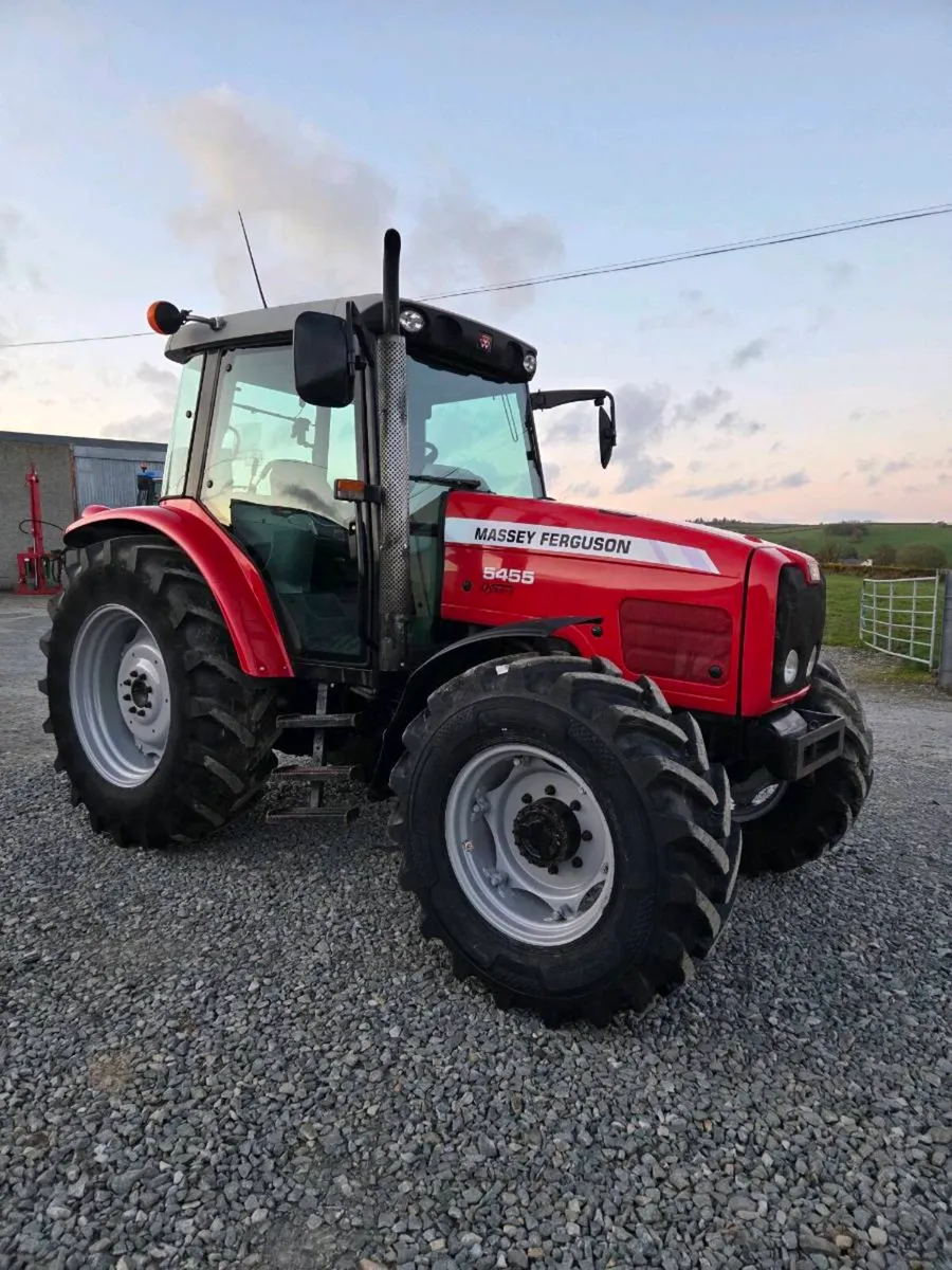 Massey Ferguson 5455 - Image 1