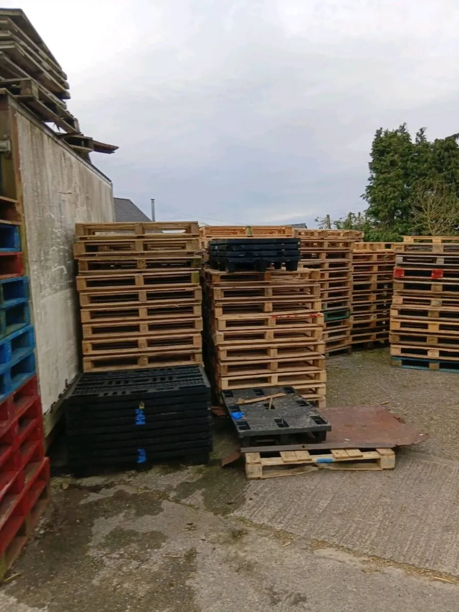 Plastic palets
