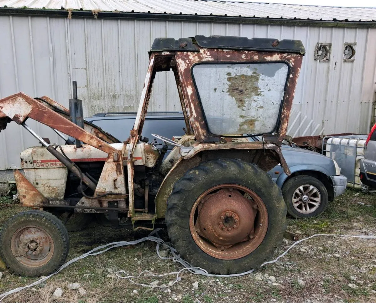 David brown 880 - Image 1