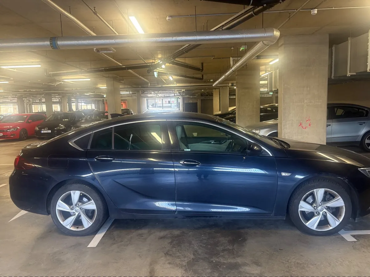 Opel Insignia 2018 - Image 2