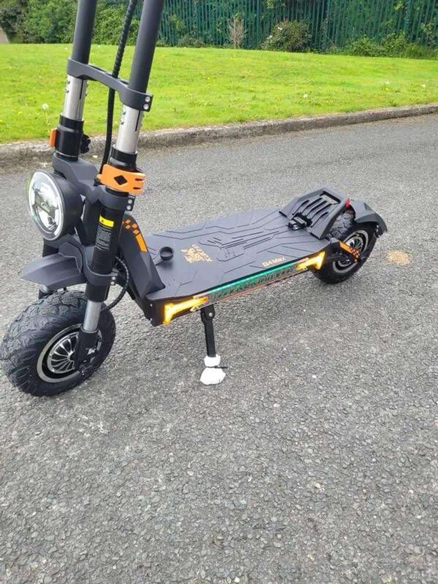 Electric scooter kukirin G4 max , very fast, still boxed , not for everyone, 6 months warranty,  Delivery available. - Image 2