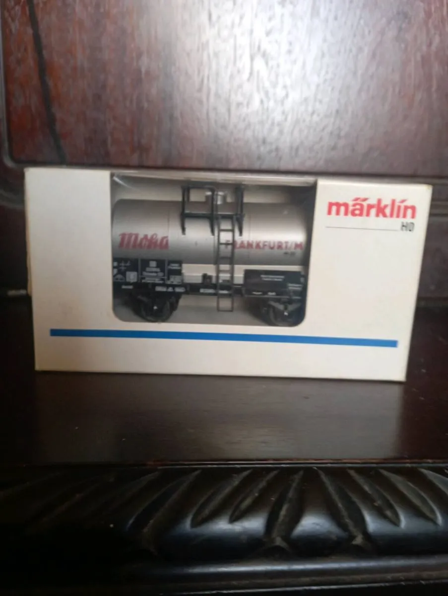 DUCH MARKLIN  MODLE TRAIN FREIGHT WAGONS - Image 4