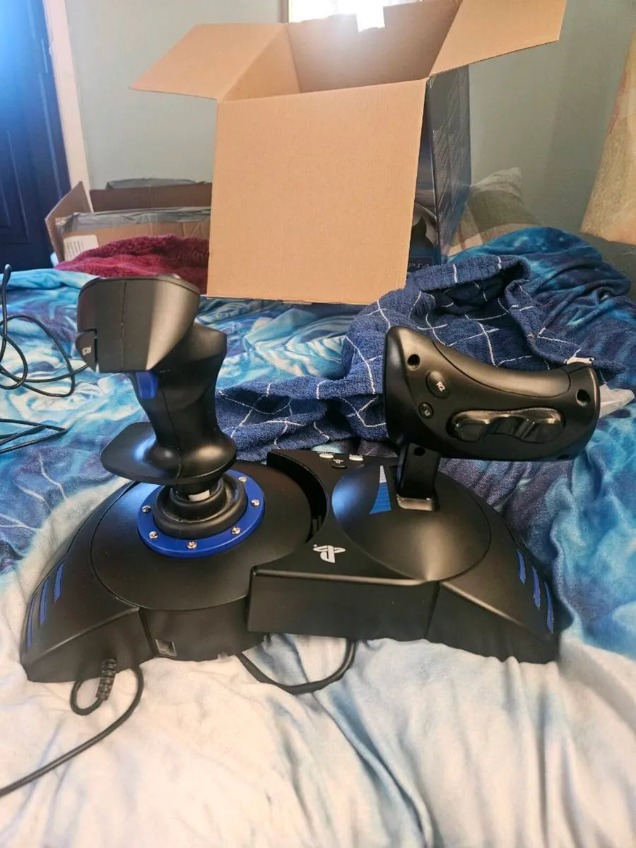 T.Flight Hotas 4 for Ps4 and PC - Image 4